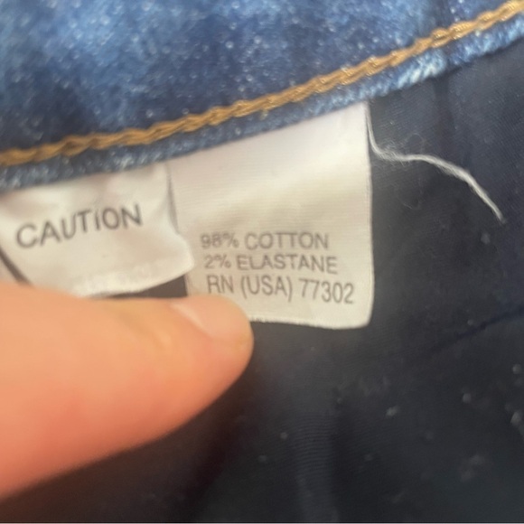 ZARA Premium Wash Denim Shorts - Picture 4 of 4